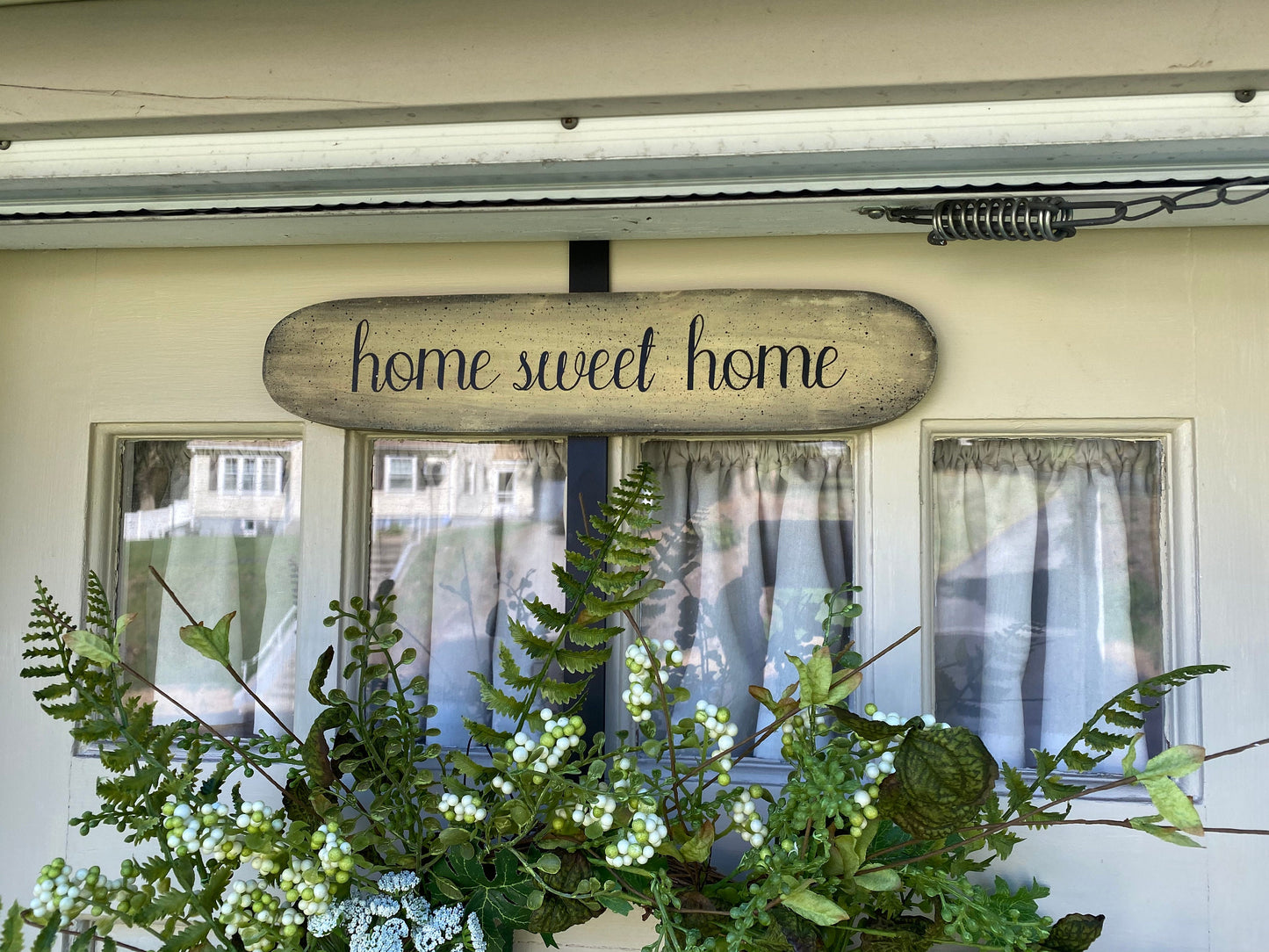 WREATH DOOR Hanger, Front Door Wreath Hanger, Home Sweet Home Over Door Hanger, Farmhouse Sign Decor, Housewarming Gift