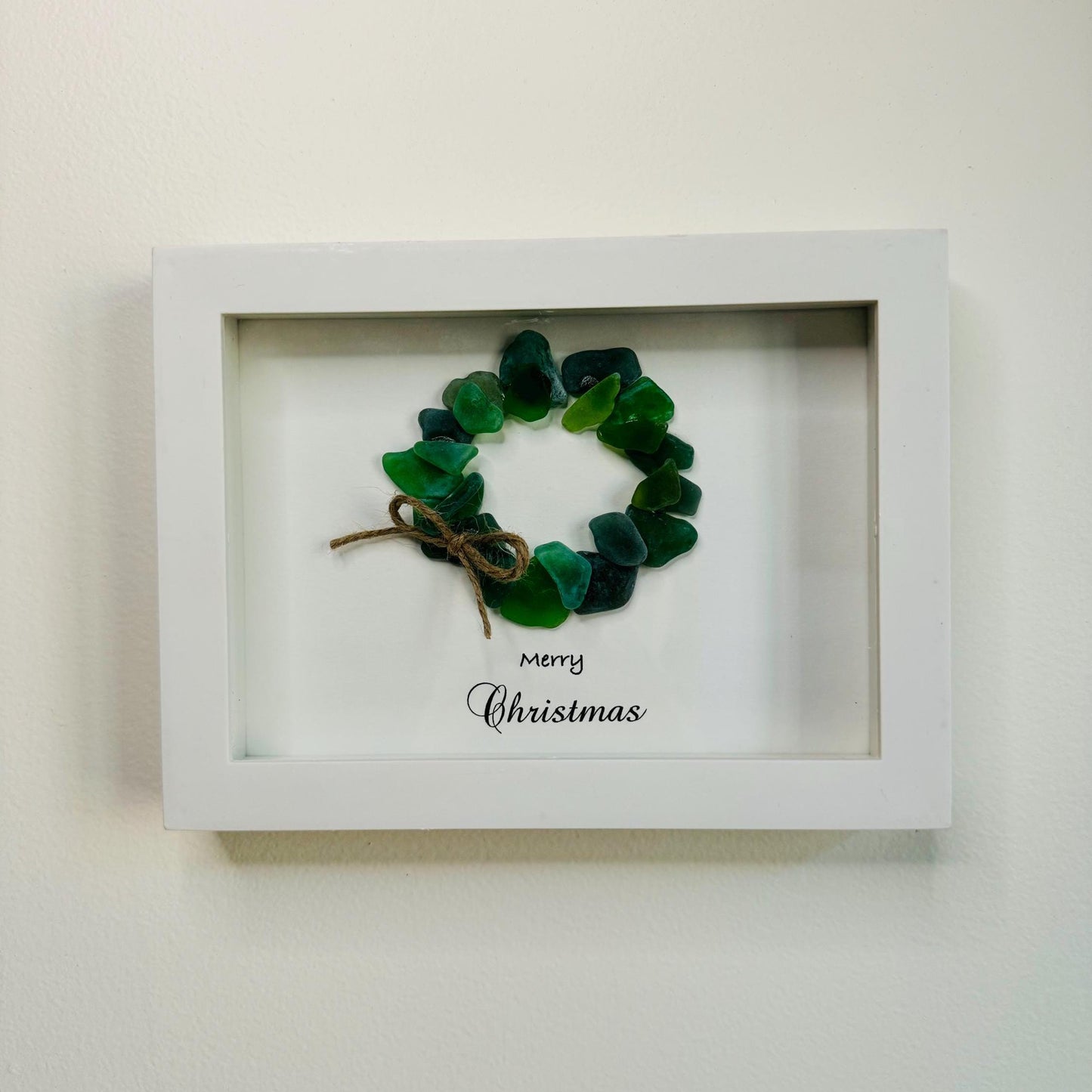 Sea Glass Pebble Art, Seaglass Christmas, Gift for Her, Friendship Gift, Seaglass Picture, Holiday Hostess Gift, Christmas Wreath