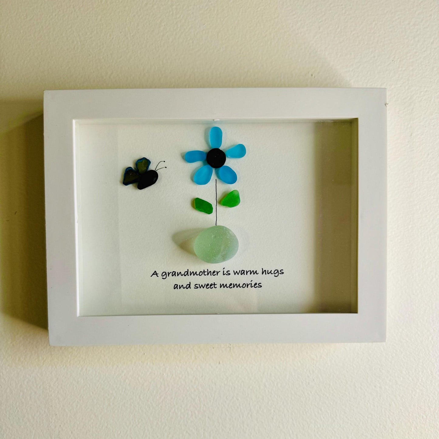 Sea Glass Pebble Art, Pebble Art Flower, Gift for Grandmother, Grandparent Gift, Seaglass Picture, Grandmother Gift